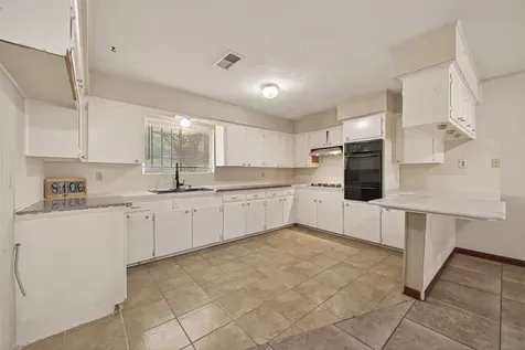 8106 Northline Drive Houston TX 77037