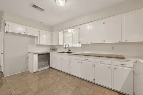8106 Northline Drive Houston TX 77037