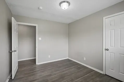 306 S Holmes Street La Porte TX 77571
