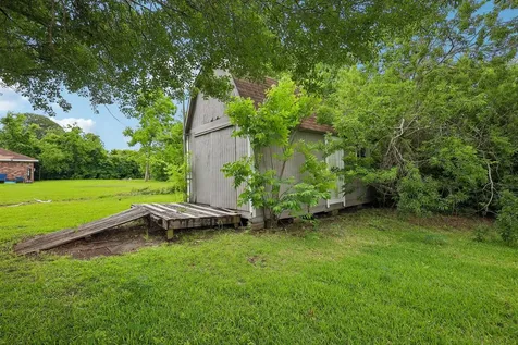 306 S Holmes Street La Porte TX 77571
