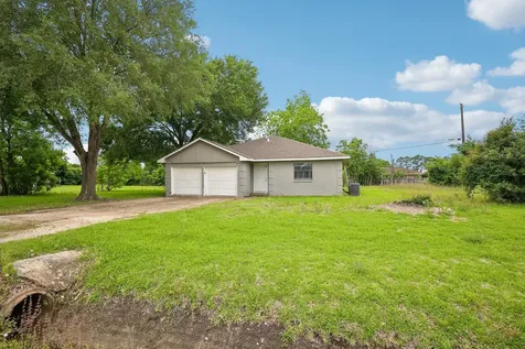 306 S Holmes Street La Porte TX 77571