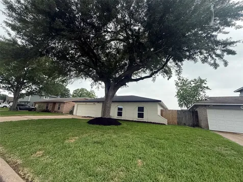 10007 Wren Street La Porte TX 77571