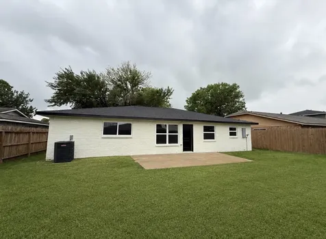 10007 Wren Street La Porte TX 77571