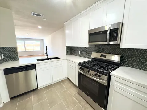15312 Falmouth Avenue 406 Houston TX 77084
