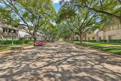 15312 Falmouth Avenue 406 Houston TX 77084