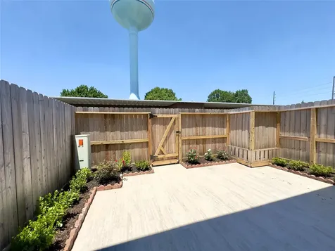 15312 Falmouth Avenue 406 Houston TX 77084
