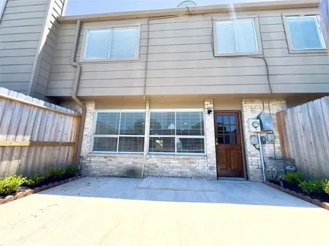 15312 Falmouth Avenue 406 Houston TX 77084