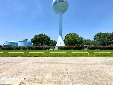15312 Falmouth Avenue 406 Houston TX 77084