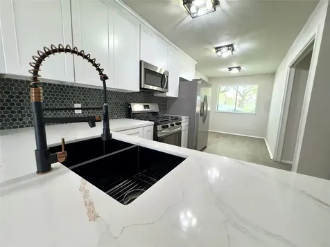 15312 Falmouth Avenue 406 Houston TX 77084