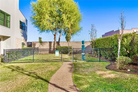 1270 N Post Oak Road A Houston TX 77055