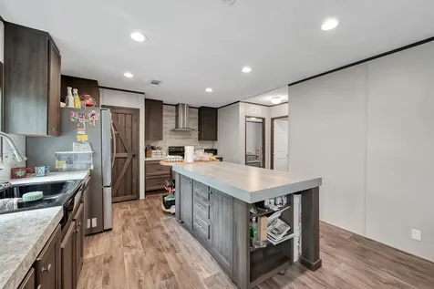 15835 Lowell Montgomery TX 77316