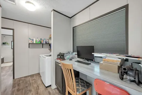 15835 Lowell Montgomery TX 77316