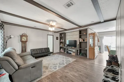 15835 Lowell Montgomery TX 77316