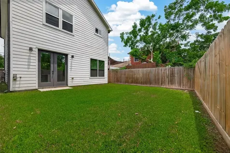 5206 Firnat Street Houston TX 77016