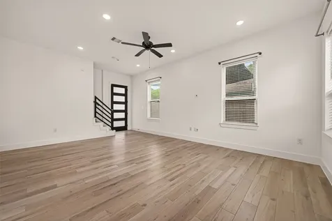 5206 Firnat Street Houston TX 77016