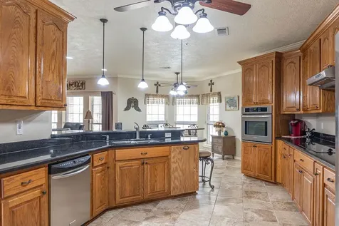 318 Peppertree Village Mills TX 77663