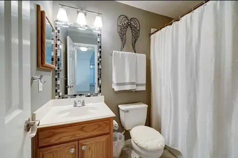 5949 Whispering Lakes Drive Katy TX 77493