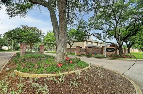 5949 Whispering Lakes Drive Katy TX 77493