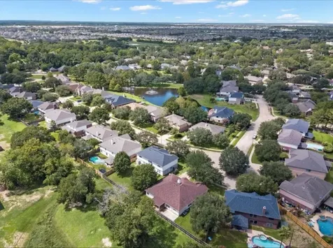 5949 Whispering Lakes Drive Katy TX 77493