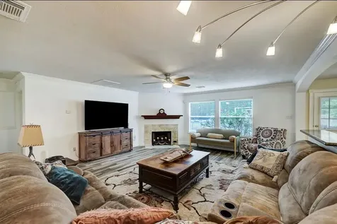 5949 Whispering Lakes Drive Katy TX 77493