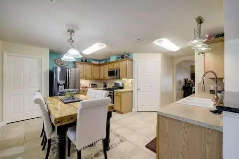5949 Whispering Lakes Drive Katy TX 77493