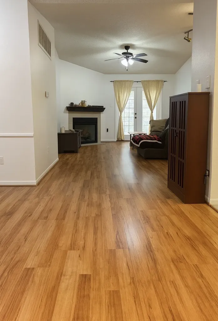 11201 Lynbrook Drive 3504 Houston TX 77042