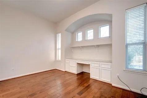 34 N Longsford Circle The Woodlands TX 77382