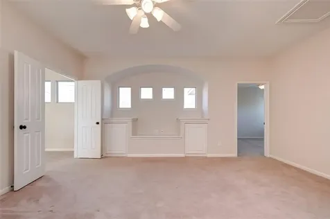 34 N Longsford Circle The Woodlands TX 77382