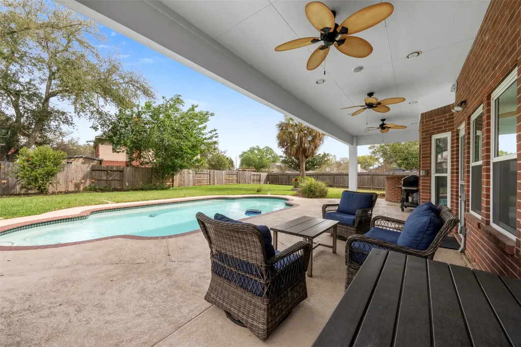 2602 Hampton Springs Drive Seabrook TX 77586