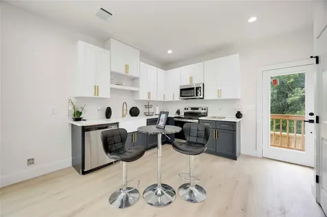 2110 Des Chaumes Street Houston TX 77026