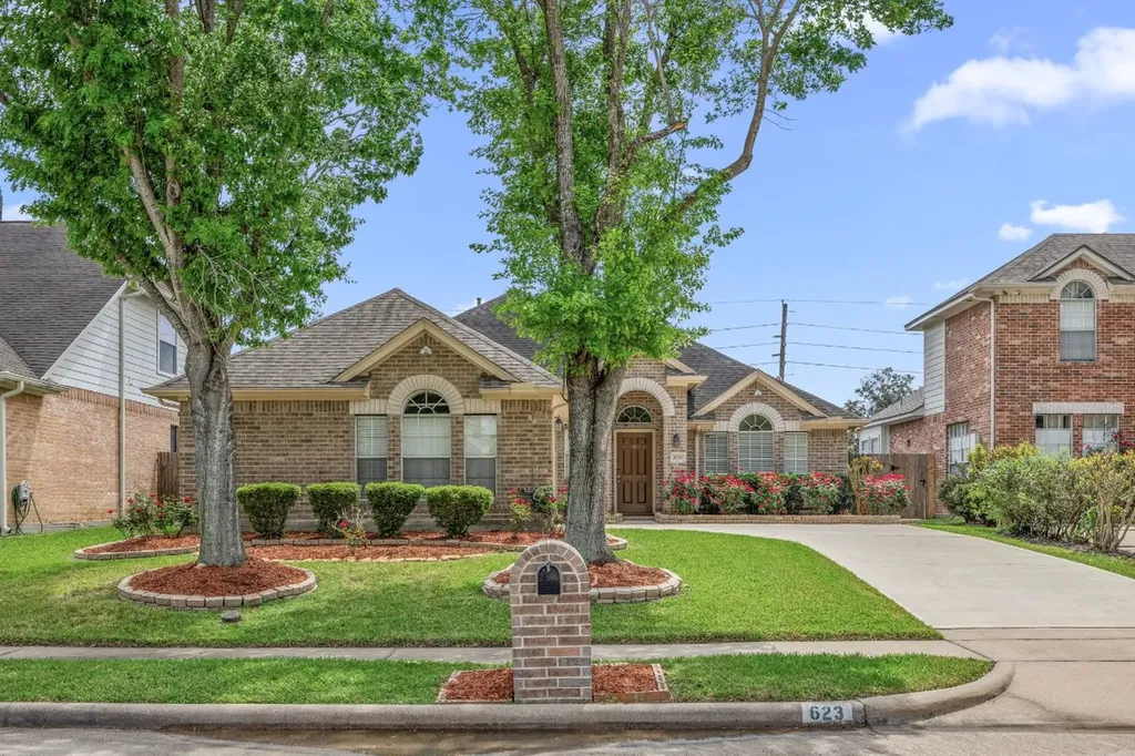 623 S Marathon Way Stafford TX 77477