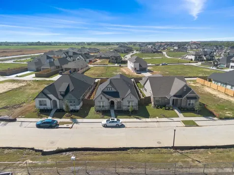 12002 Rice View Drive Mont Belvieu TX 77523