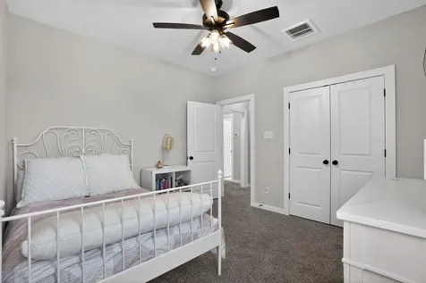 1601 Briscoe Manor Court College Station TX 77845