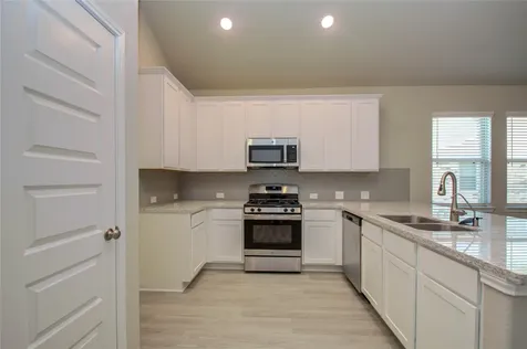 8418 Beacon Bay Circle Baytown TX 77523