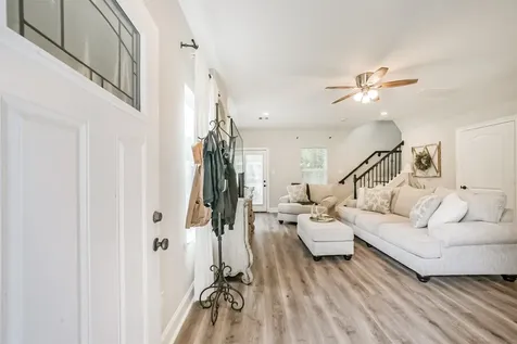 725 Magnolia Point Drive Huffman TX 77336