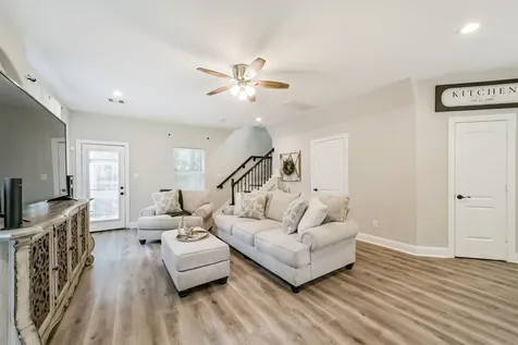 725 Magnolia Point Drive Huffman TX 77336