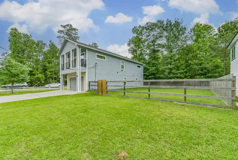 725 Magnolia Point Drive Huffman TX 77336