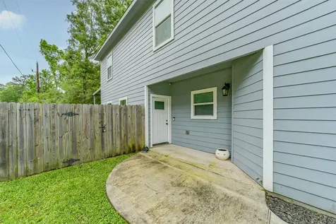 725 Magnolia Point Drive Huffman TX 77336