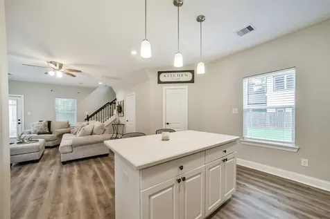 725 Magnolia Point Drive Huffman TX 77336