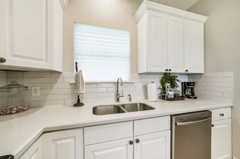 725 Magnolia Point Drive Huffman TX 77336