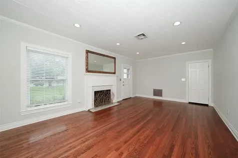 603 S Mccarty Avenue Eagle Lake TX 77434