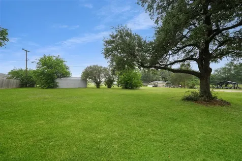 603 S Mccarty Avenue Eagle Lake TX 77434