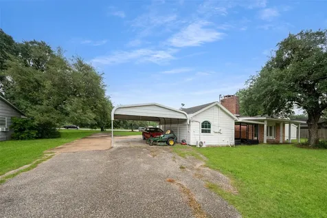 603 S Mccarty Avenue Eagle Lake TX 77434