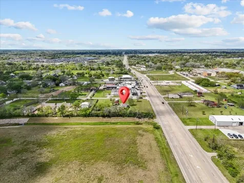 11703 Fm 1764 Santa Fe TX 77510