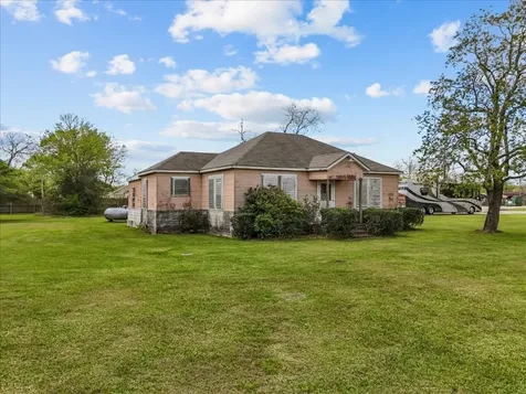 11703 Fm 1764 Santa Fe TX 77510