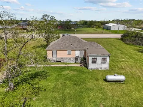 11703 Fm 1764 Santa Fe TX 77510