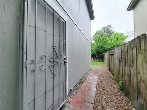 3005 La Estancia Lane Houston TX 77093