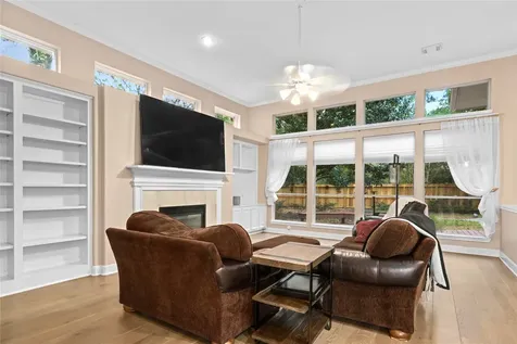 2 Surrey Run Place The Woodlands TX 77384