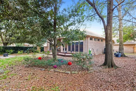2 Surrey Run Place The Woodlands TX 77384