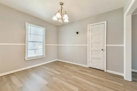 311 S Kansas Street La Porte TX 77571